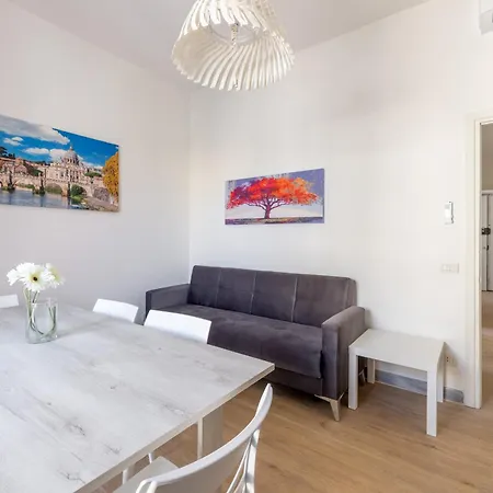 Casa Maria, Aurelio *