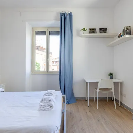 Casa Maria, Aurelio *