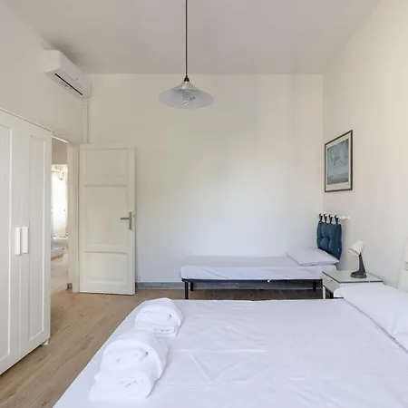 Casa Maria, Aurelio アパート