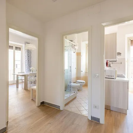 Casa Maria, Aurelio *