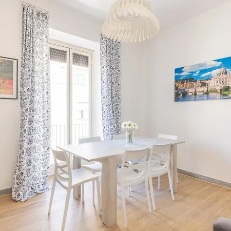 Casa Maria, Aurelio アパート *